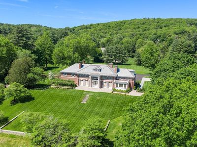 15 Farm St