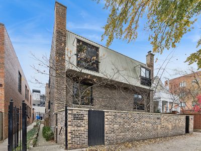 820 W Wolfram St APT F