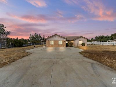 5615 Bussell Rd