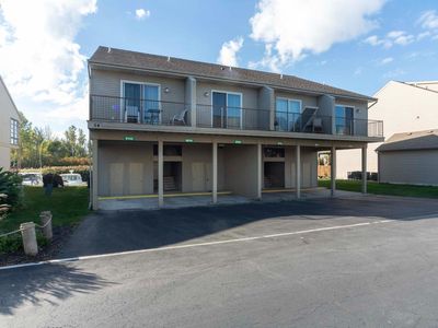 8902 W Canada Goose Ct