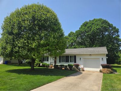 105 Eastview Dr