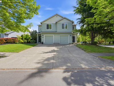 2320 NW Meadows Dr
