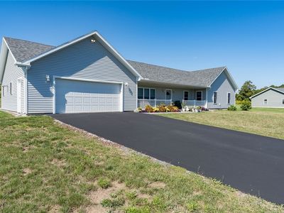 6115 Fox Path