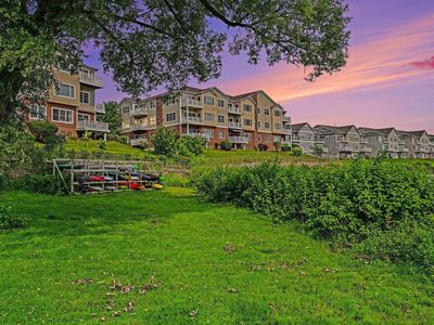 1011 Lake Ridge Dr