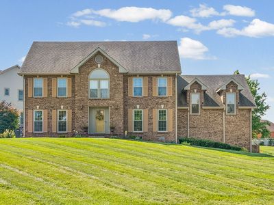 215 Avignon Way