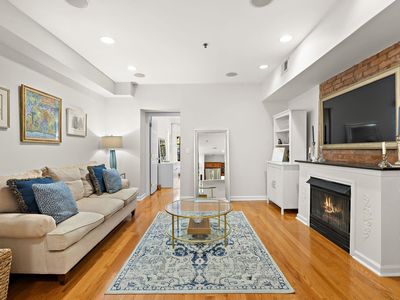 221 Willow Ave APT 2R