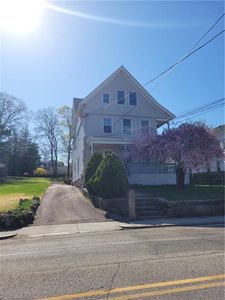 23 Newton Ave