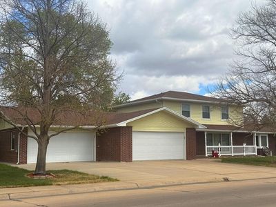 2101 W Philip Ave.