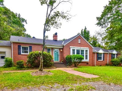 2003 Fairmont Dr