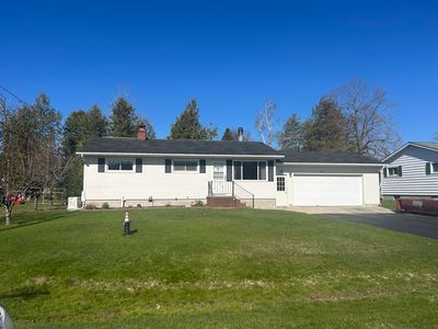 1068 Hinckley Blvd