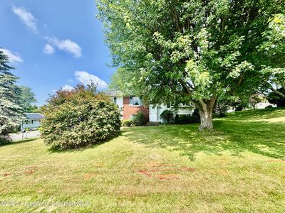 201 Appletree Ln