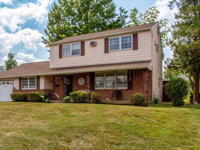 Property at 136 Wallace Dr, Warminster, PA