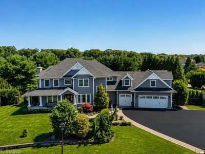 30 Hampton Dr