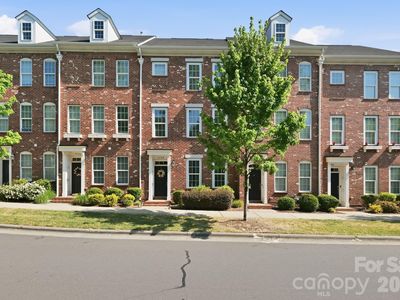 9122 Oban Passage Dr
