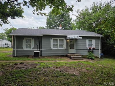 245 Old Springfield Rd
