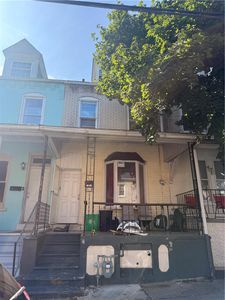 448 1/2 W Gordon St