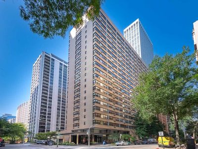 850 N Dewitt Pl APT 16I