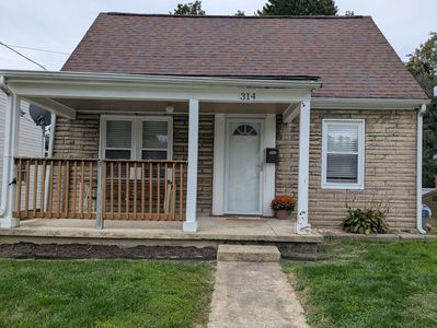 314 James St