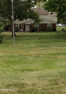 5708 Bernath Ct