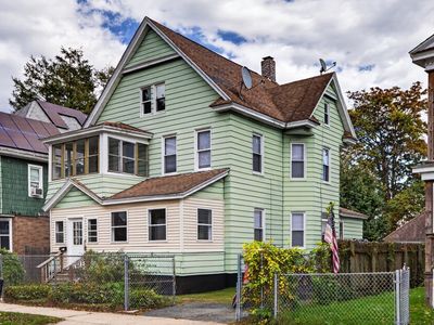 69 Crystal Ave