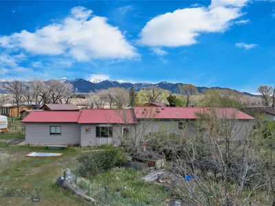 65 Tobacco Root Rd