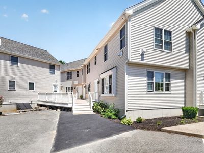 861 Washington St #2
