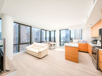 10 Provost St Unit 2303