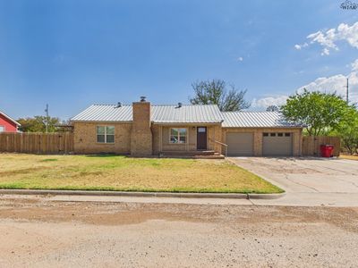 113 Easy St