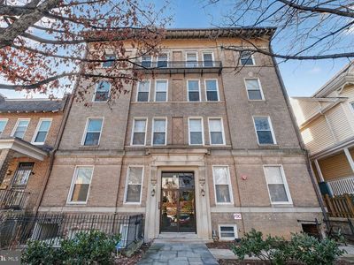 219 T St NE APT 404