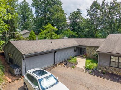 774 Country Club Dr
