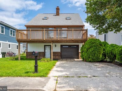 704 N Surf Rd