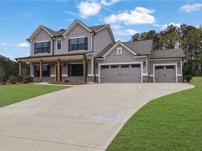 35 Boxwood Dr