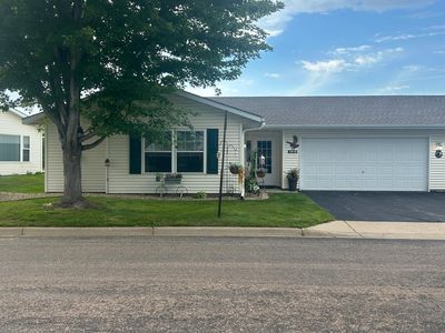 Property at 1410 Presidential Dr, Northfield, MN