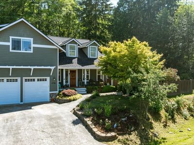1796 Twin Oaks Lane