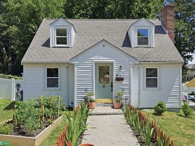 29 Magee St