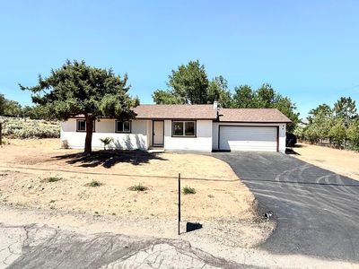 7915 Tholl Dr