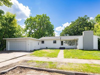 147 Columbia Ct