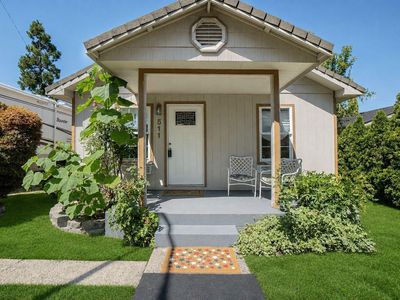 511 Mae St