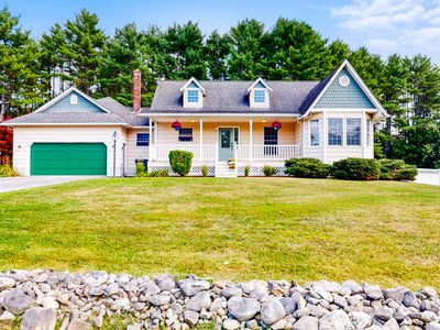 33 Waters Edge Drive