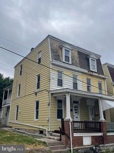 22 Frank S Brown Blvd