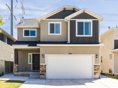 1025 W Coyote Gulch Way
