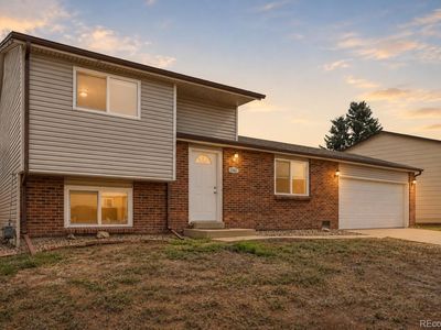1147 W 95th Place