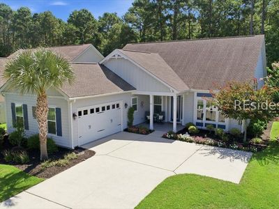 382 Lake Bluff Dr