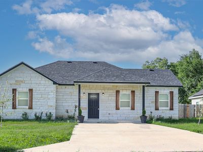 308 NW 1st St