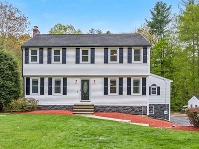 Property at 9 Robinhood Rd, Tyngsboro, MA