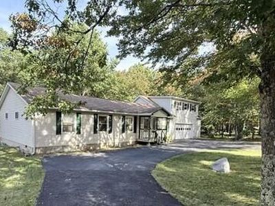 45 Foothill Rd