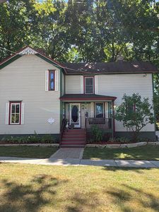 235 W Wilson St