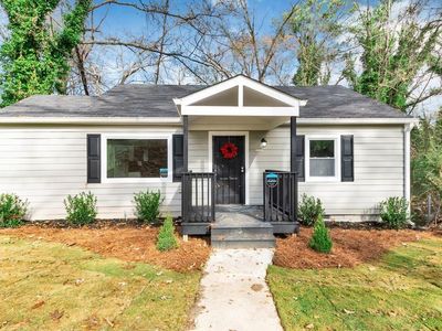 2009 Arlington Cir NW