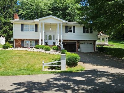 22 Orchard Dr