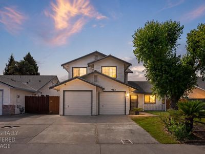 913 Jayhawk Way